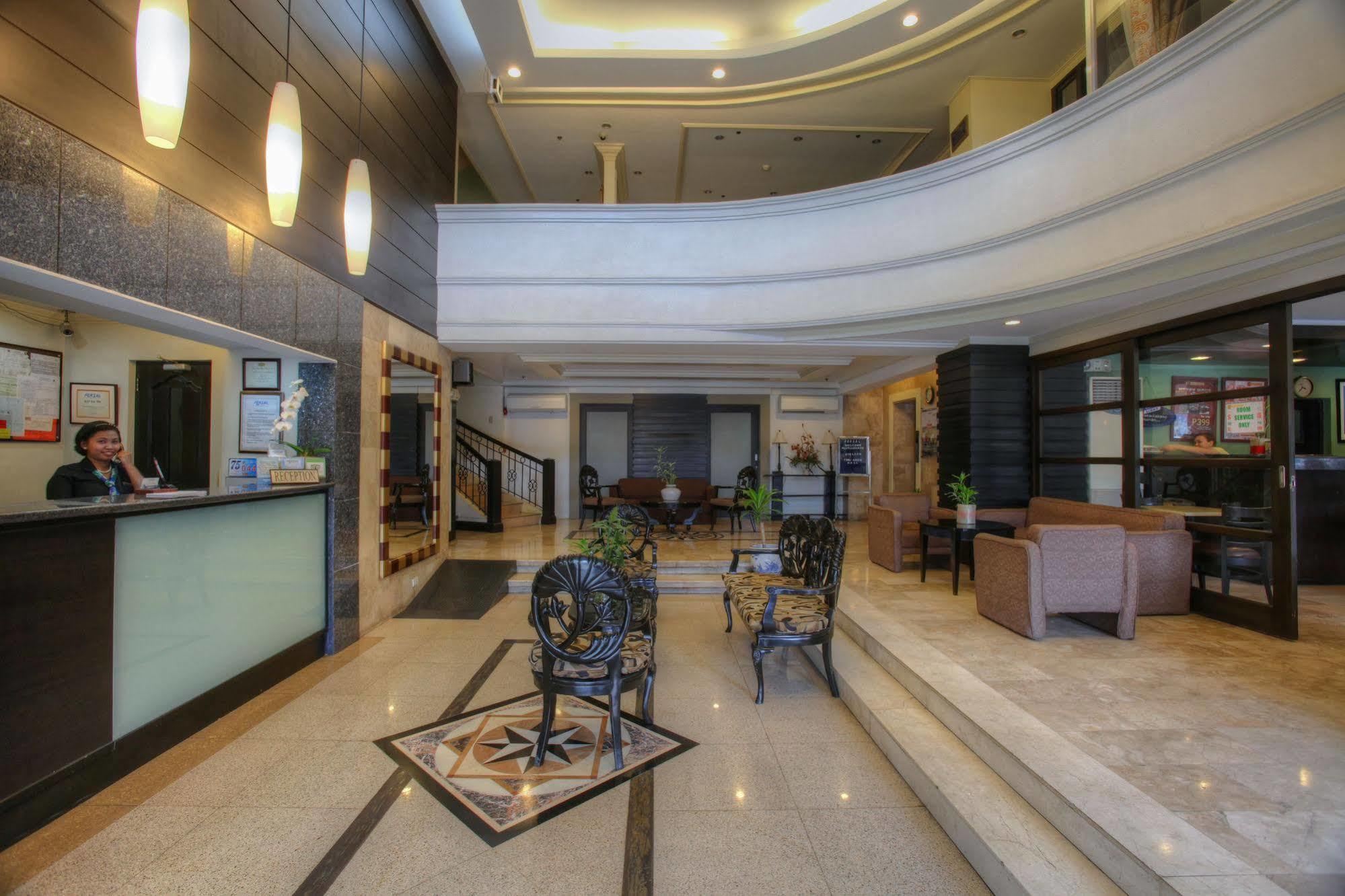 Fersal Hotel Malakas, Quezon City Exterior photo